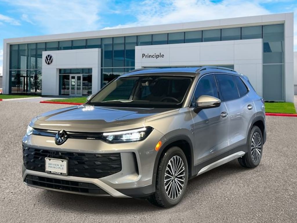 New 2026 Volkswagen Tiguan 2.0T S SUV