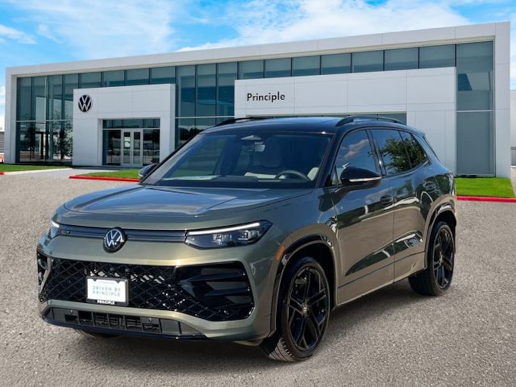 New 2026 Volkswagen Tiguan 2.0T SE R-Line Black SUV