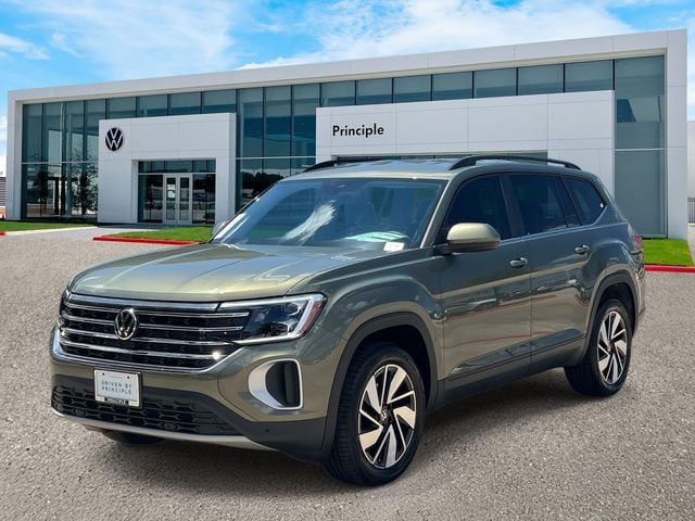 New 2026 Volkswagen Atlas SE w/Technology
