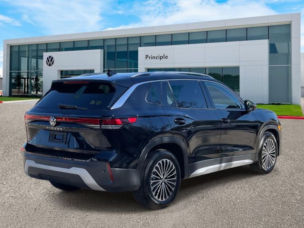 New 2026 Volkswagen Tiguan 2.0T S SUV