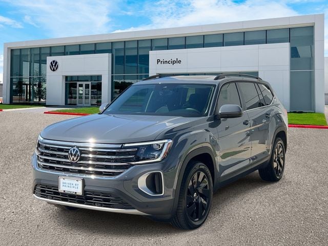 New 2026 Volkswagen Atlas SE w/Technology