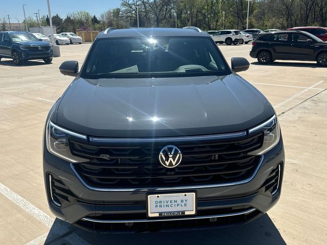 2025 Volkswagen Atlas Cross Sport SEL Premium R-Line photo 2