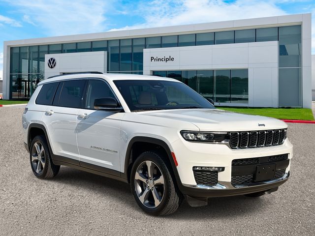 2023 Jeep Grand Cherokee Limited photo 2