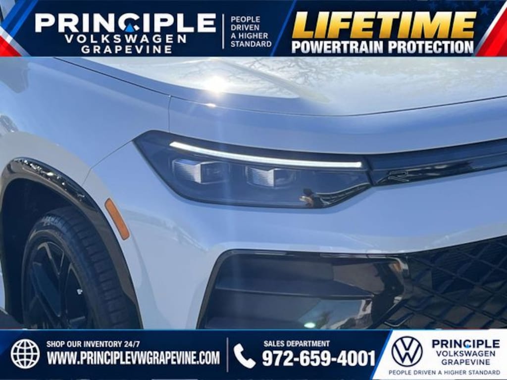 New 2026 Volkswagen Tiguan SE R-Line Black SUV