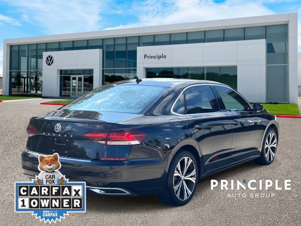 Used 2022 Volkswagen Passat 2.0T SE Sedan