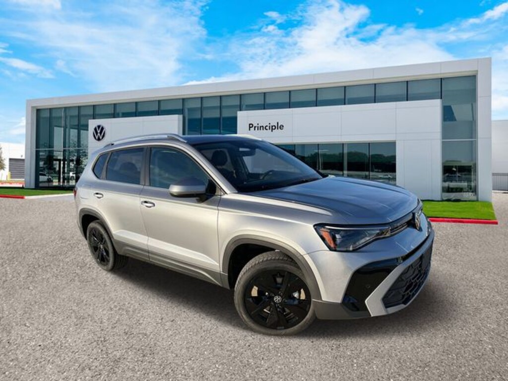 New 2025 Volkswagen Taos 1.5T SE SUV