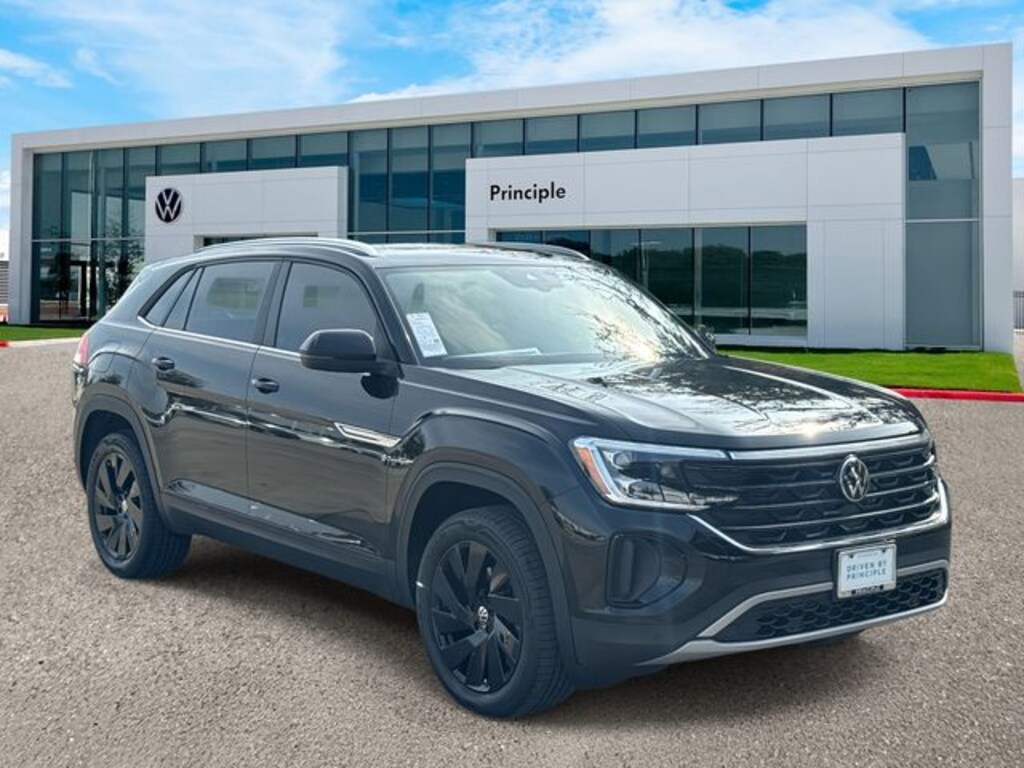 New 2026 Volkswagen Atlas Cross Sport 2.0T SE w/Technology SUV