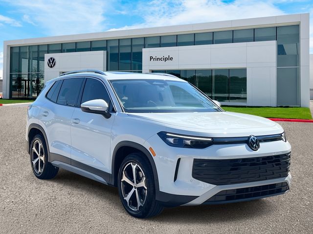 2026 Volkswagen Tiguan SE photo 2