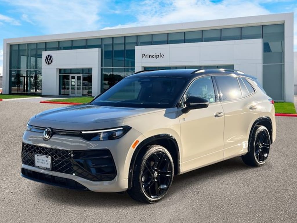 New 2026 Volkswagen Tiguan 2.0T SE SUV