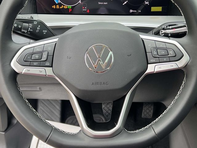 2026 Volkswagen Tiguan SE - Photo 14