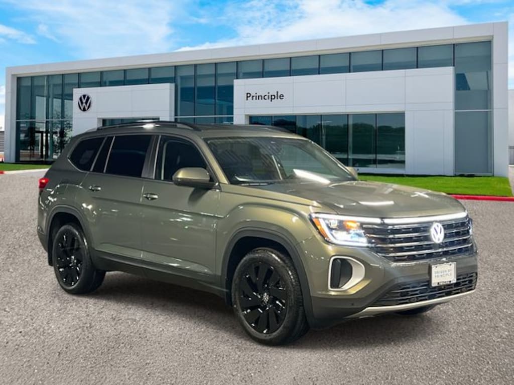 New 2026 Volkswagen Atlas 2.0T SE w/Technology SUV