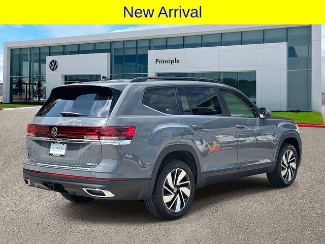 2026 Volkswagen Atlas SE Technology photo 3