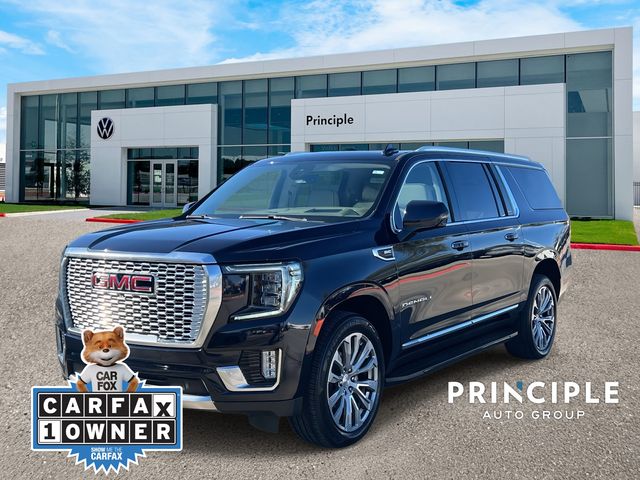 2021 GMC Yukon XL Denali's photo