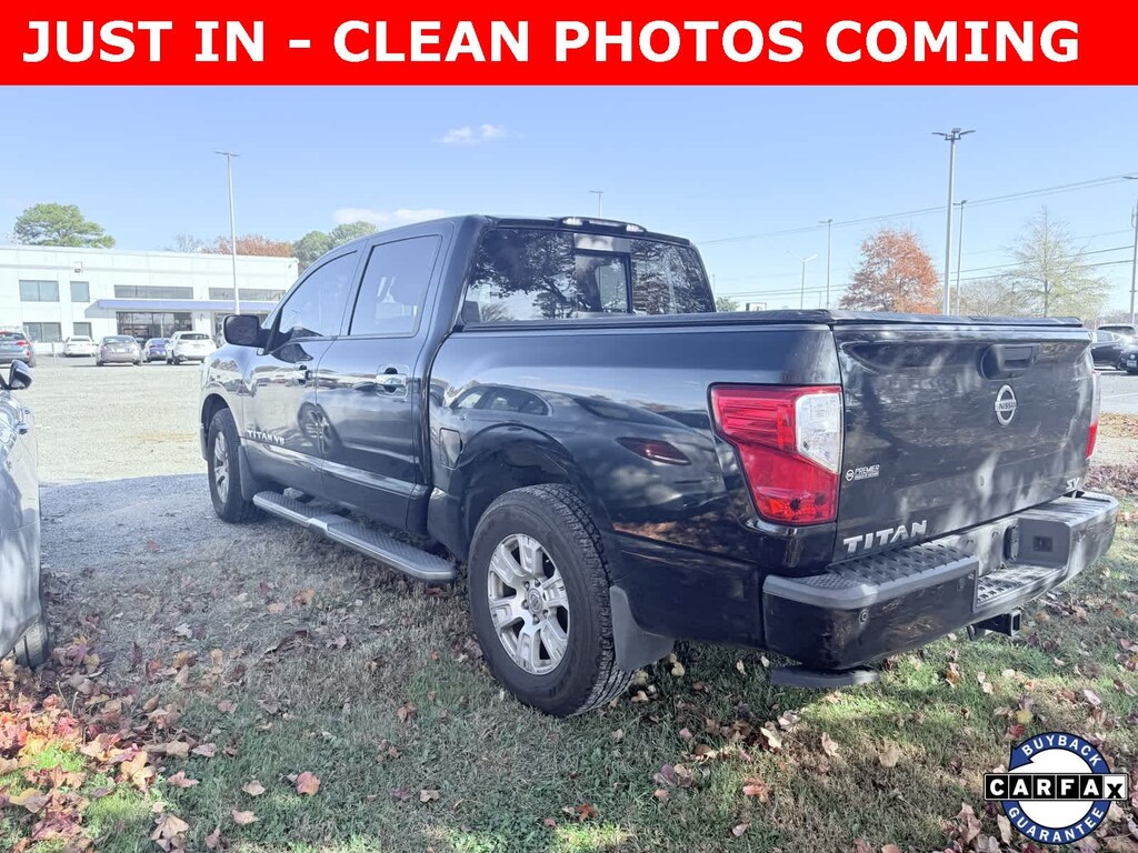 Used 2018 Nissan Titan SV Truck Crew Cab