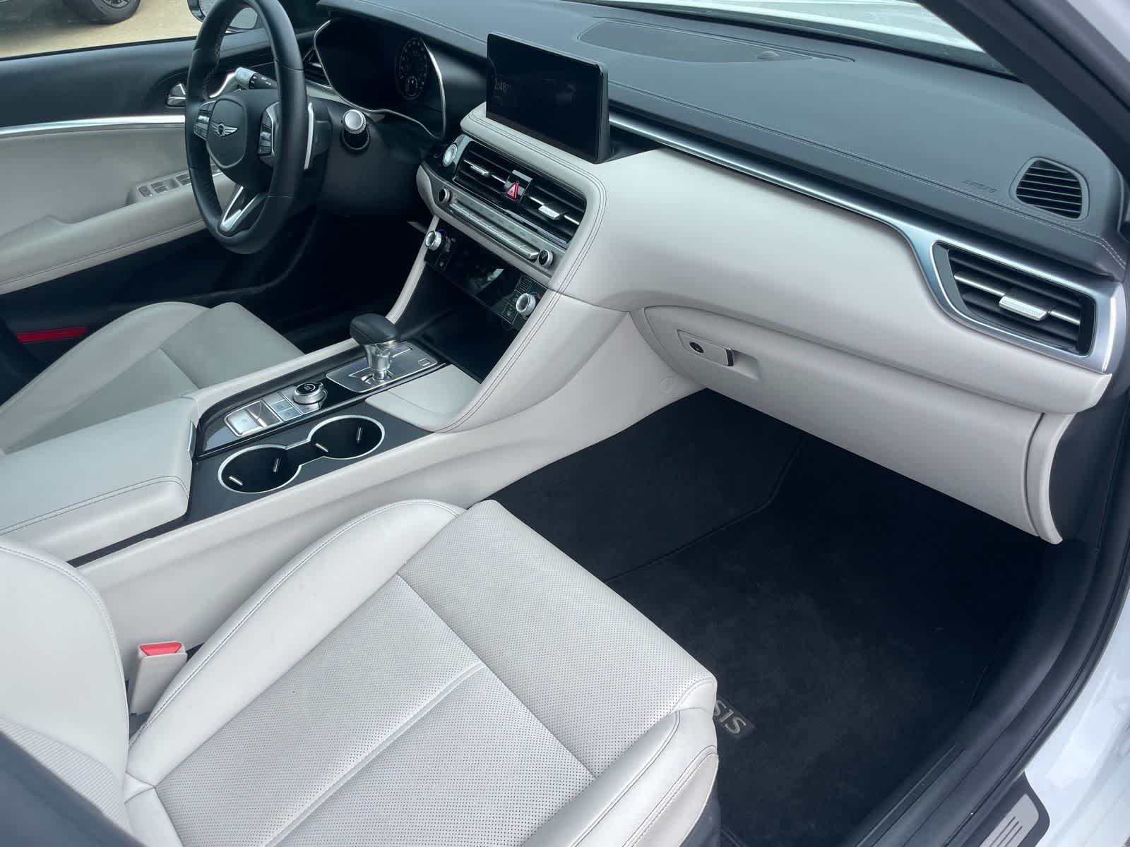 Thumbnail: 2025 Genesis G70 - 23