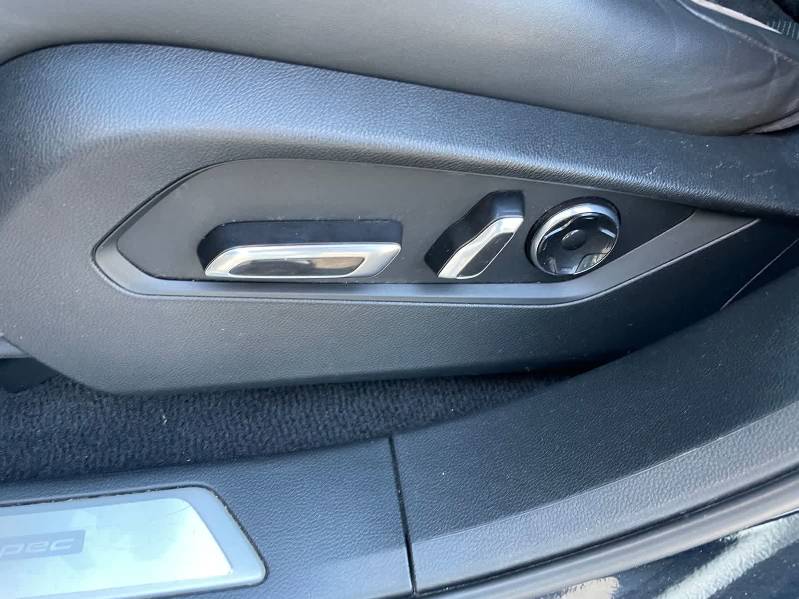 Thumbnail: 2021 Acura RDX - 10
