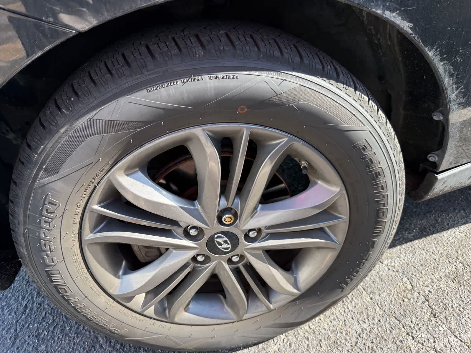 Thumbnail: 2015 Hyundai Tucson - 2