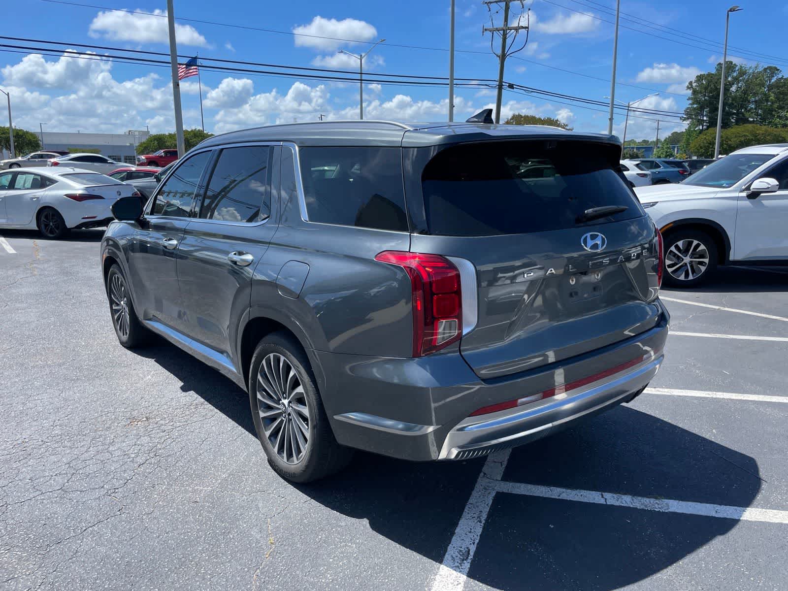 Thumbnail: 2024 Hyundai Palisade - 3