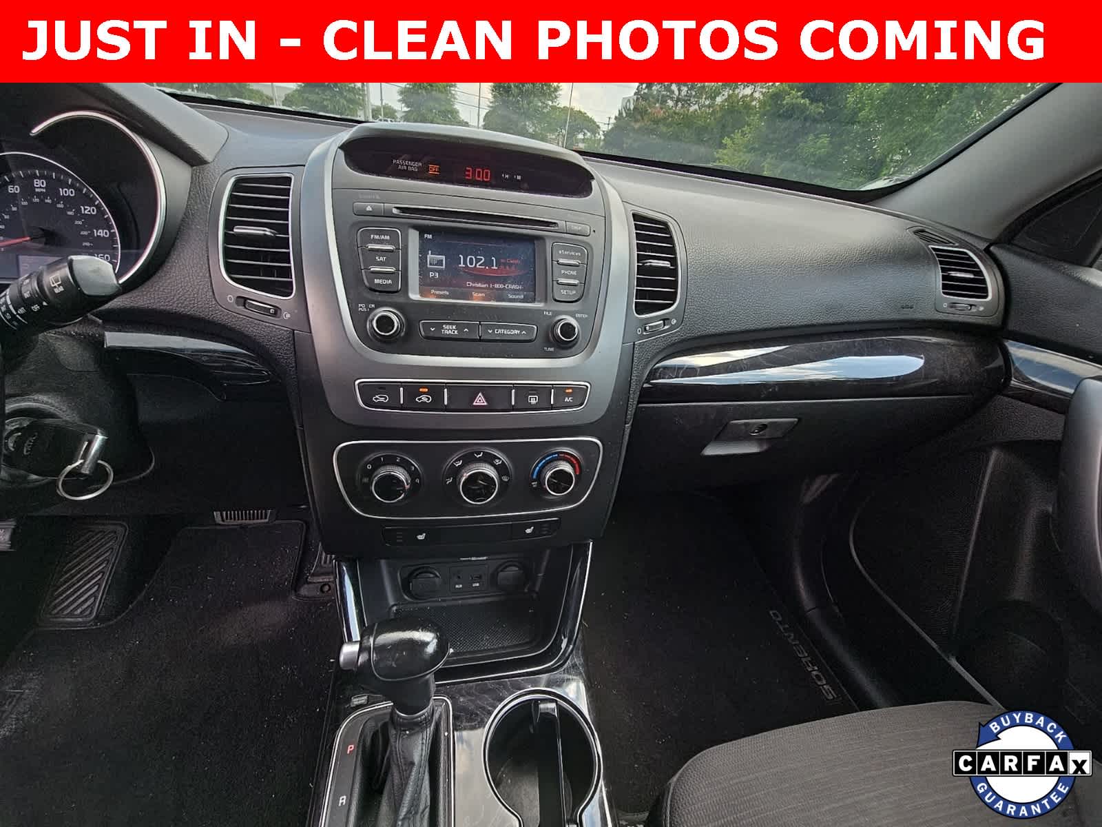 Thumbnail: 2014 Kia Sorento - 18
