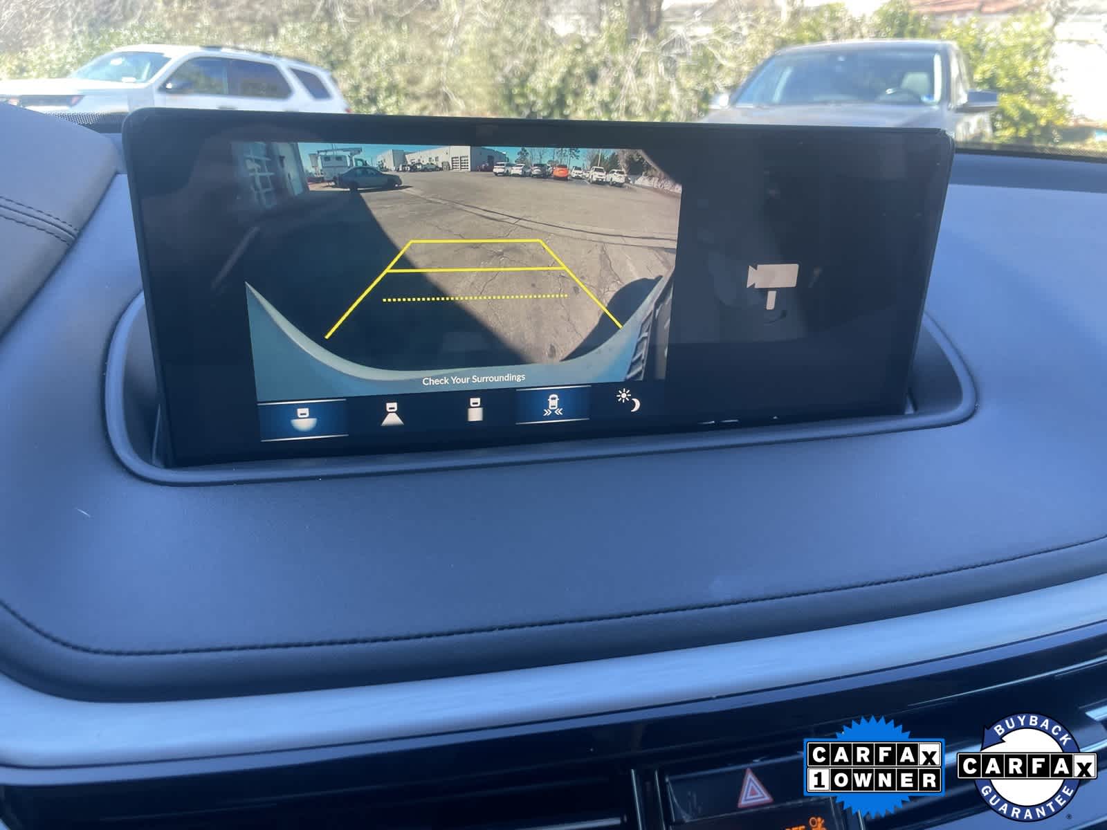 Thumbnail: 2023 Acura MDX - 19