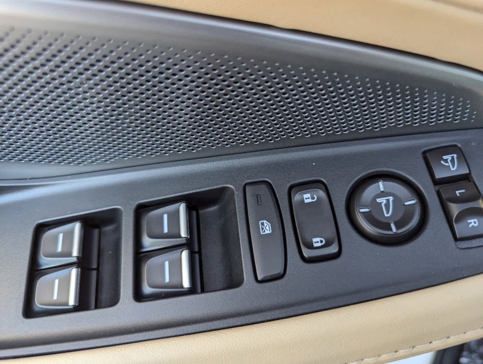 Thumbnail: 2026 Acura MDX - 15