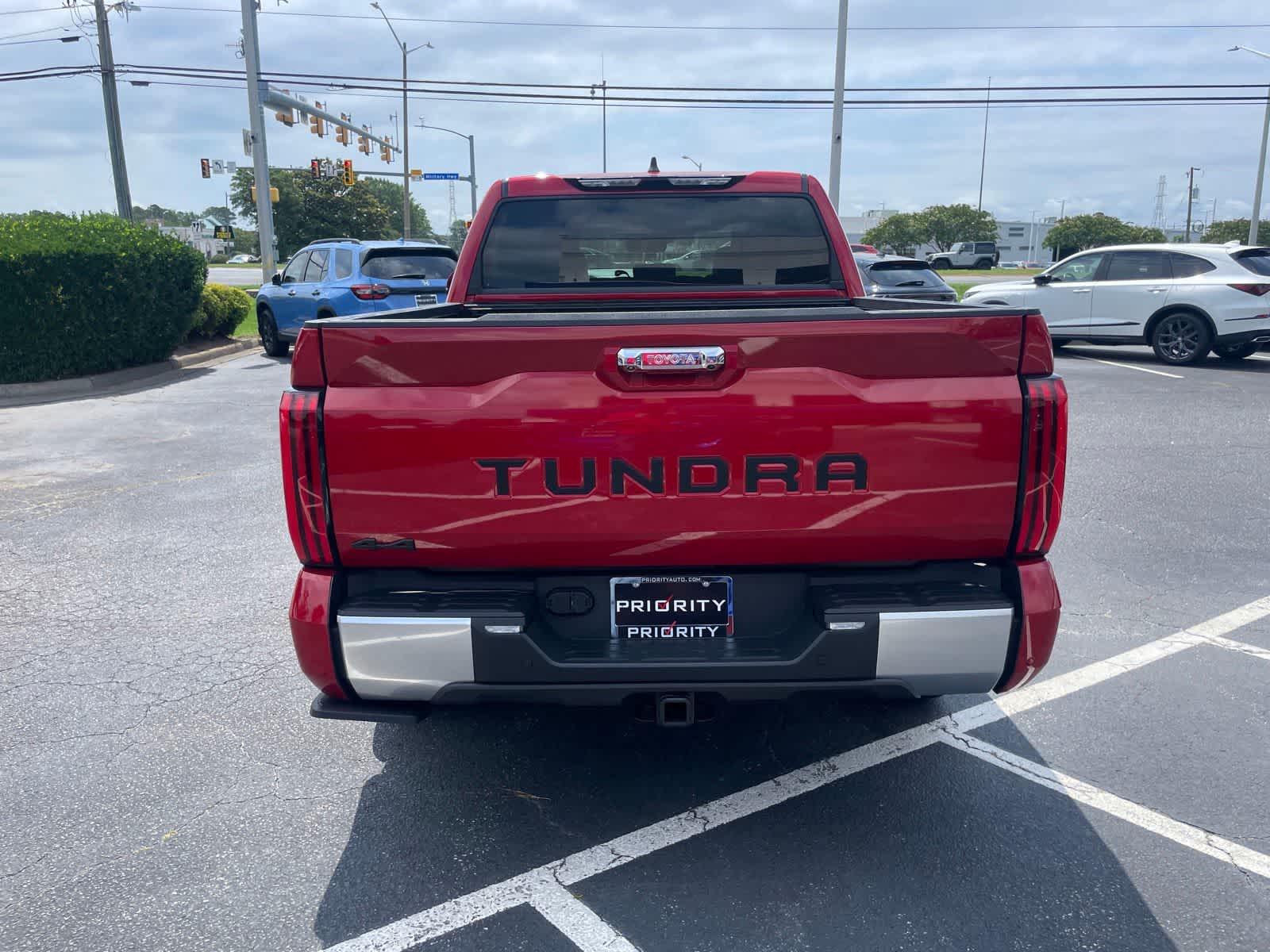 Thumbnail: 2025 Toyota Tundra - 4
