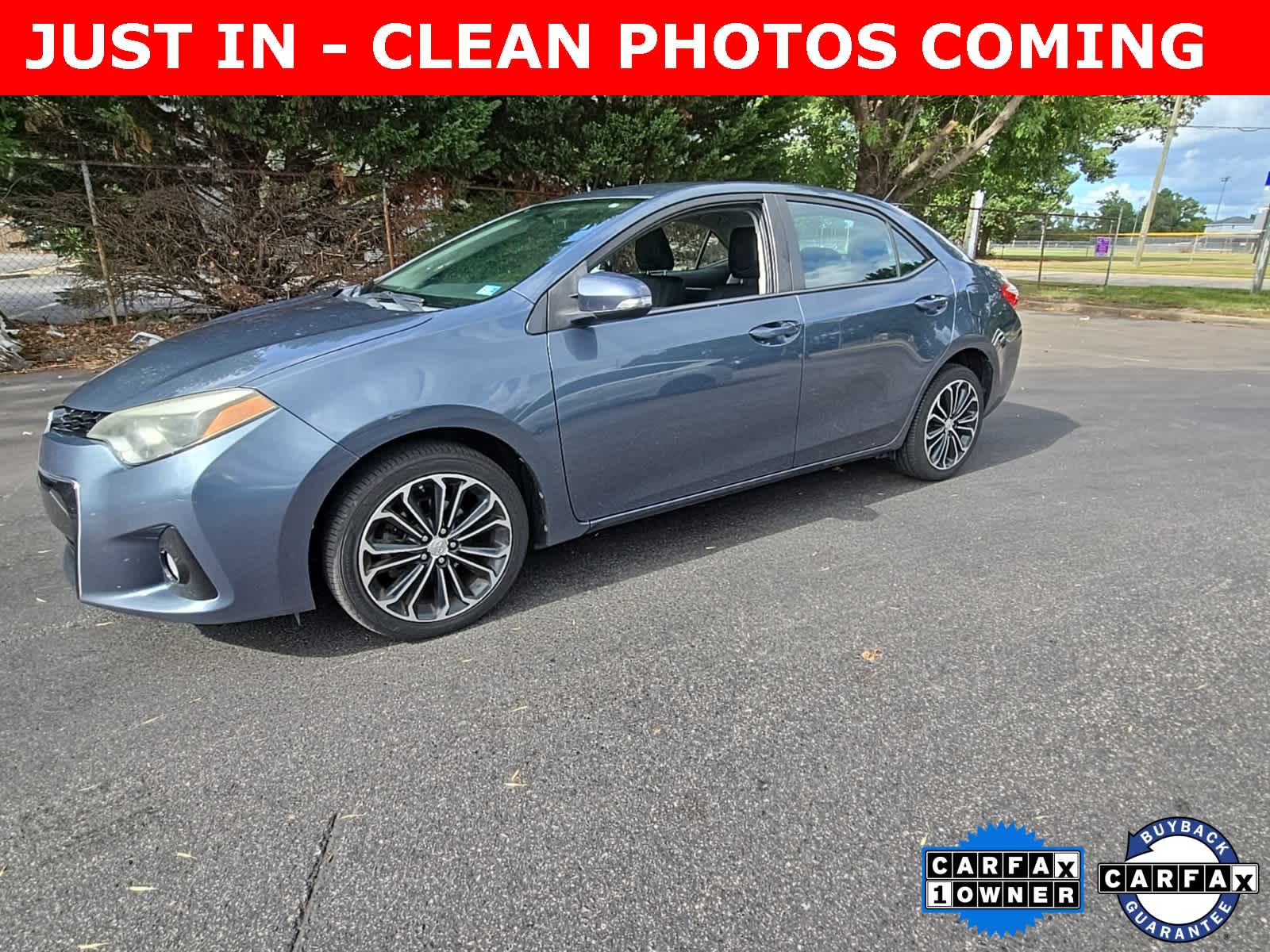 Thumbnail: 2015 Toyota Corolla - 1