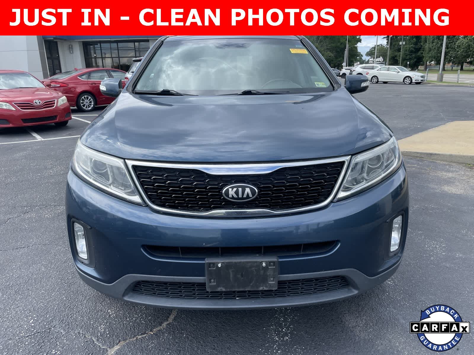 Thumbnail: 2014 Kia Sorento - 8