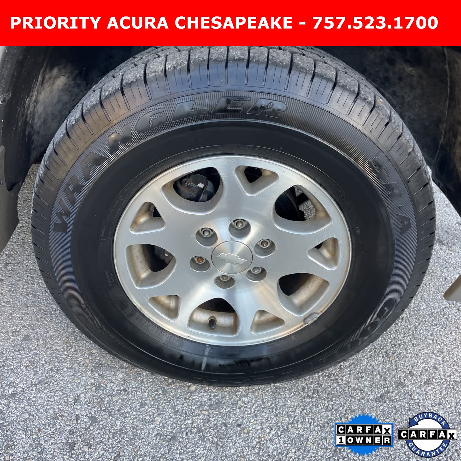 Thumbnail: 2003 Chevrolet Tahoe - 13