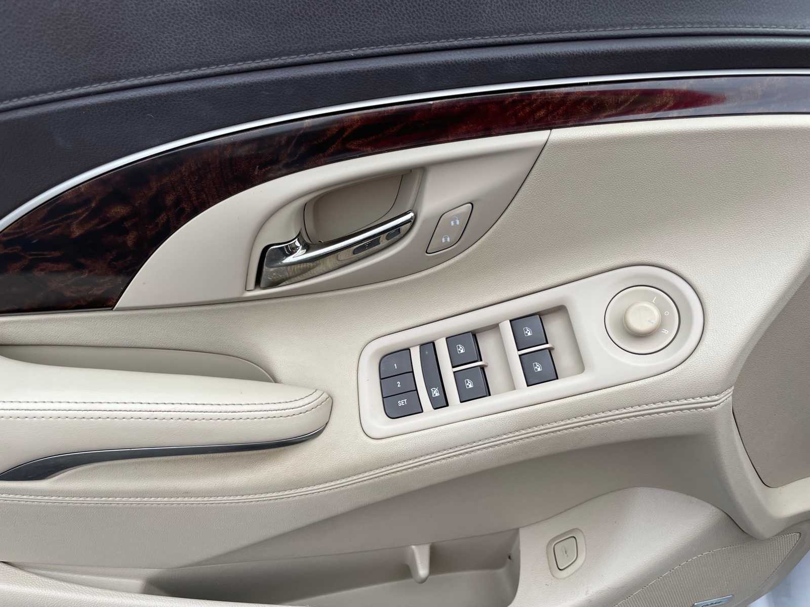 Thumbnail: 2015 Buick LaCrosse - 12