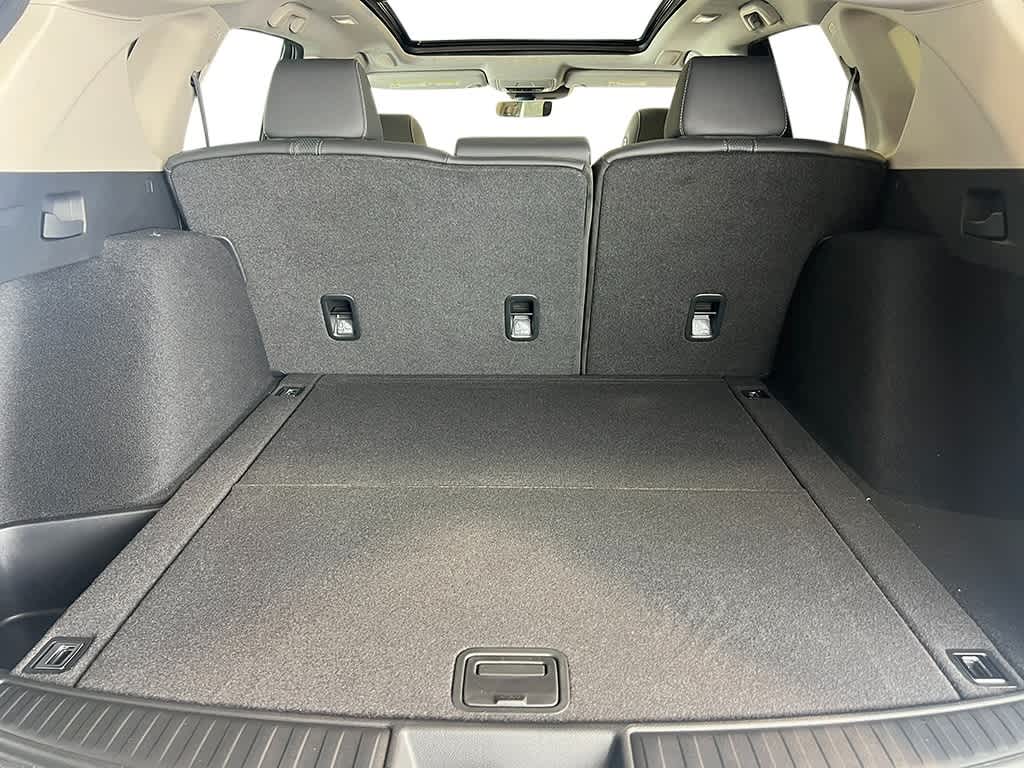 Thumbnail: 2026 Acura RDX - 33