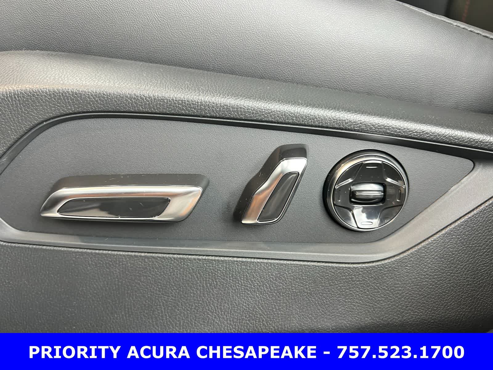 Thumbnail: 2026 Acura RDX - 17