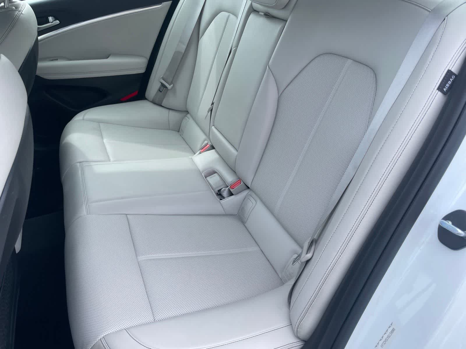 Thumbnail: 2025 Genesis G70 - 21