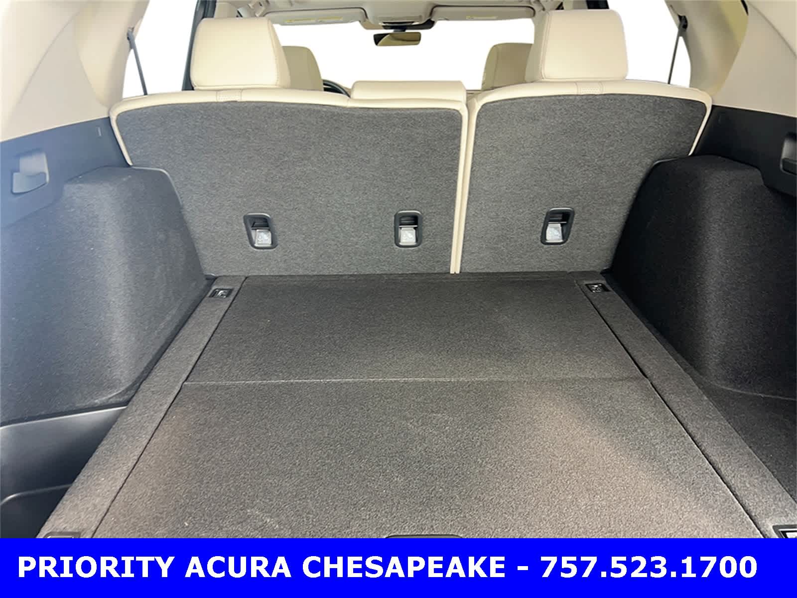 Thumbnail: 2026 Acura RDX - 32