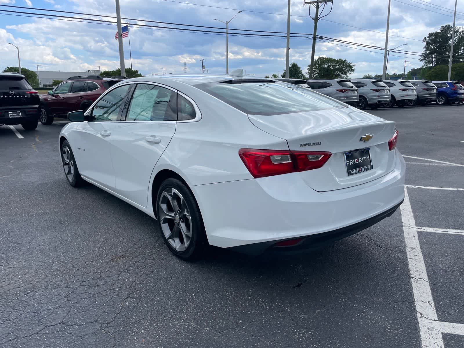 Thumbnail: 2023 Chevrolet Malibu - 3