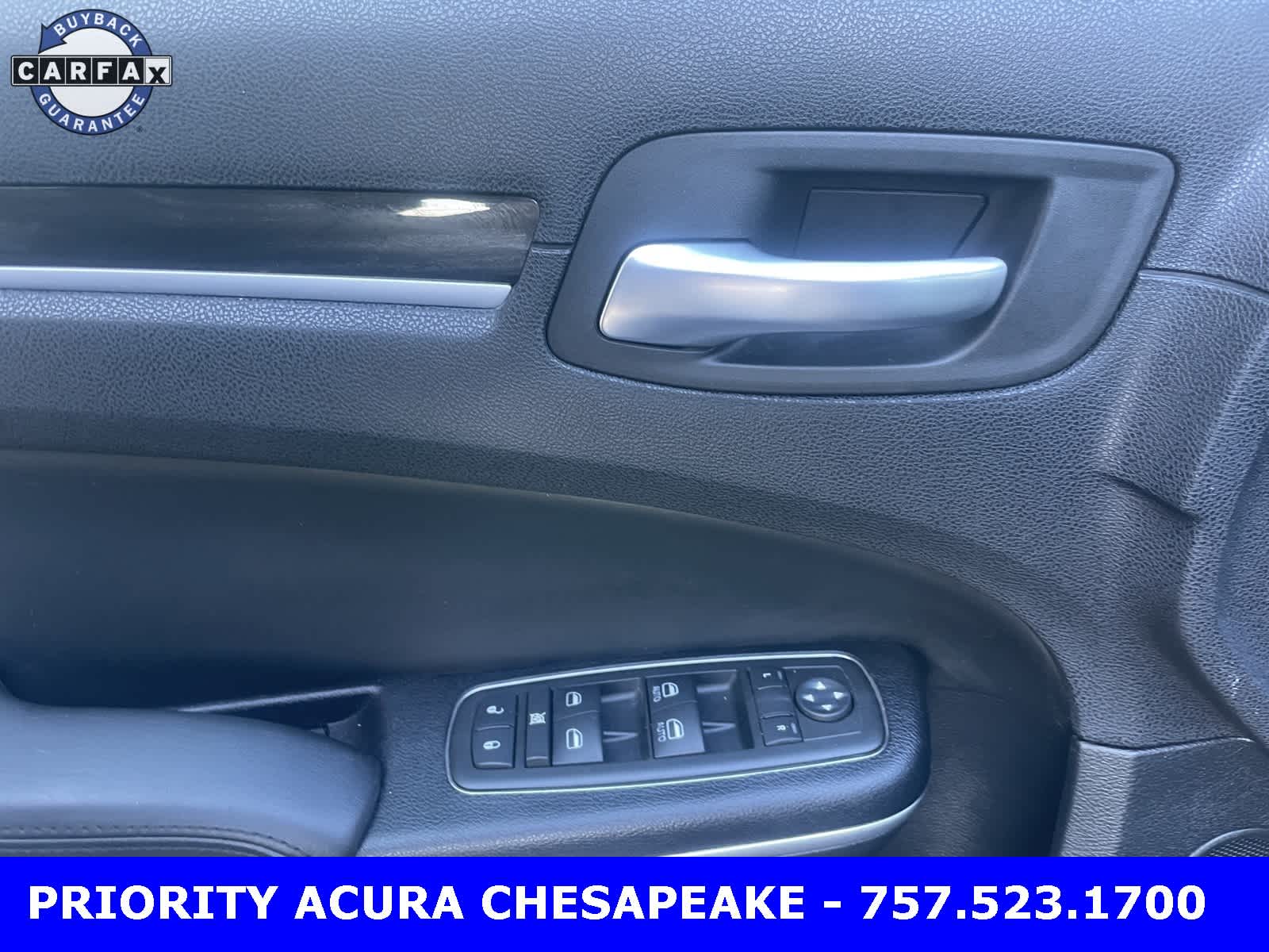 Thumbnail: 2015 Chrysler 300 - 12