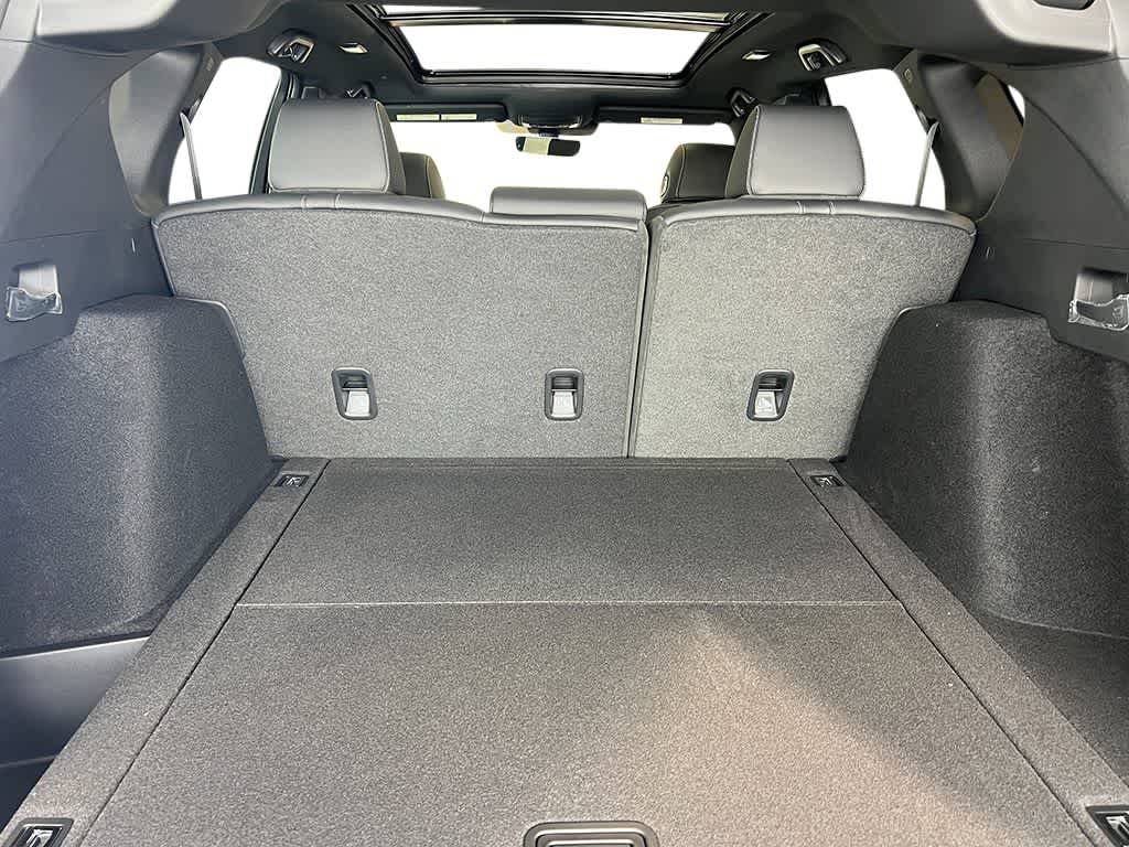 Thumbnail: 2026 Acura RDX - 32