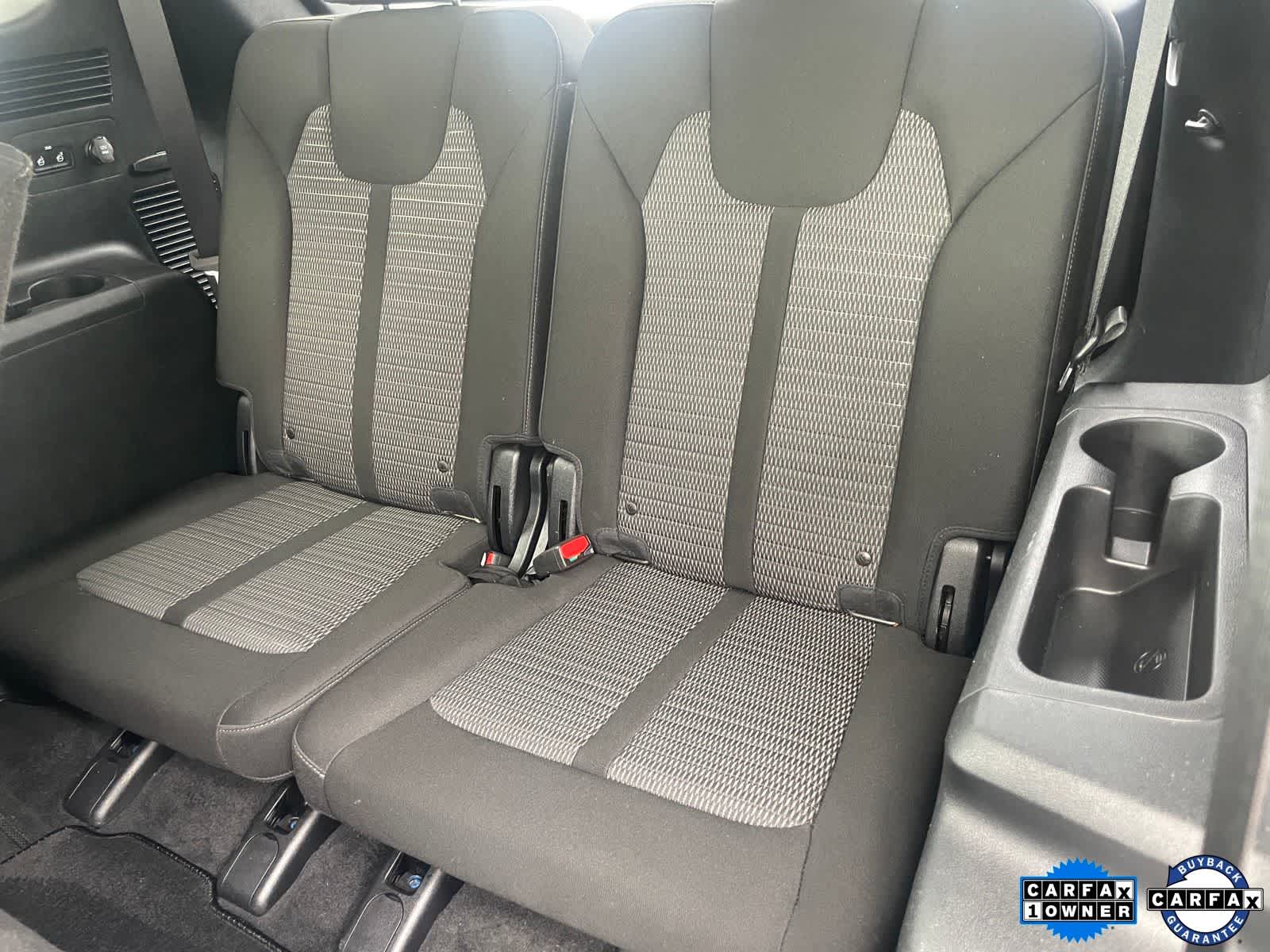 Thumbnail: 2023 Kia Sorento - 23