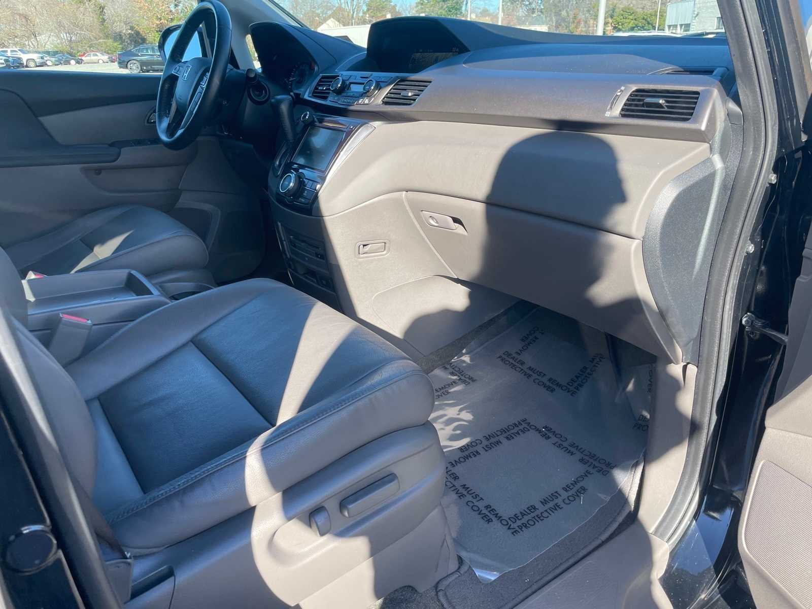 Thumbnail: 2016 Honda Odyssey - 26