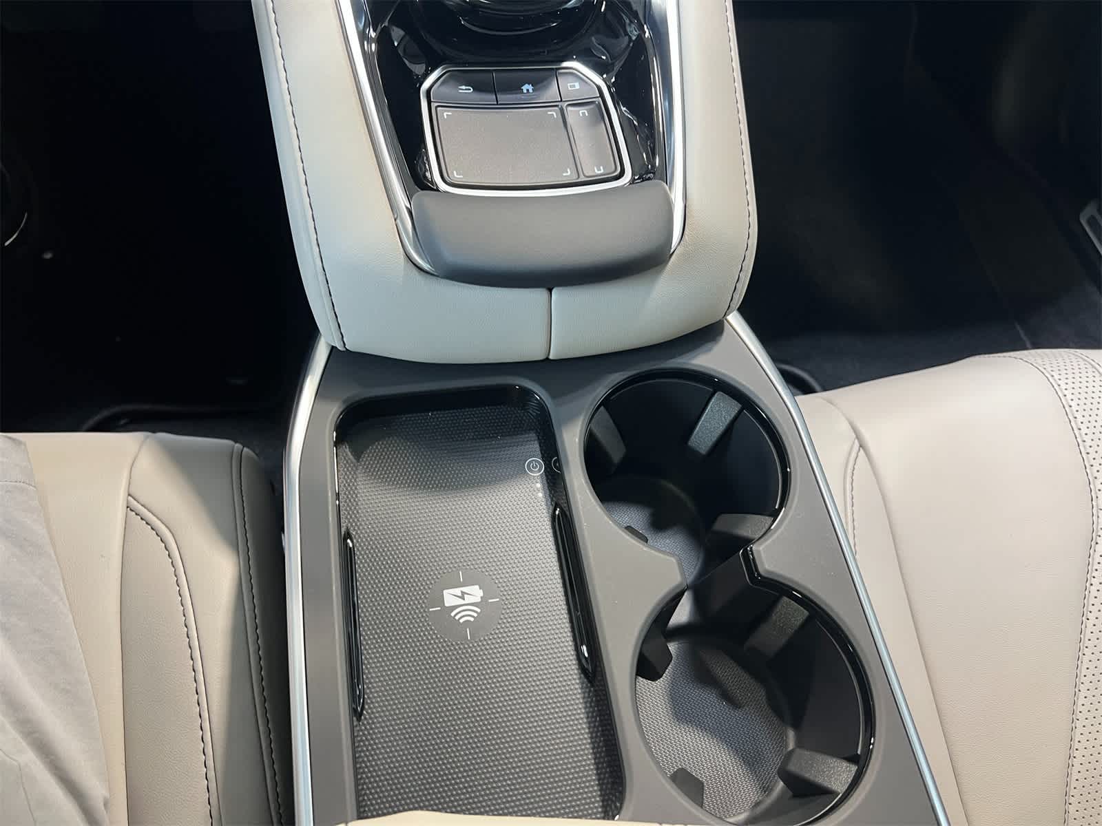 Thumbnail: 2026 Acura RDX - 19