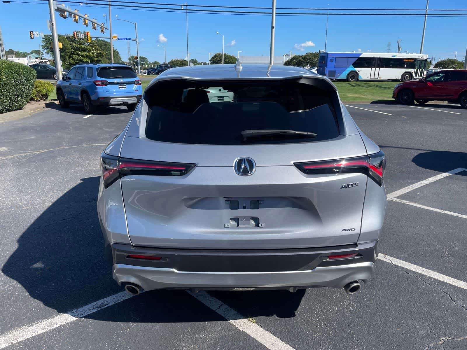 Thumbnail: 2025 Acura ADX - 4
