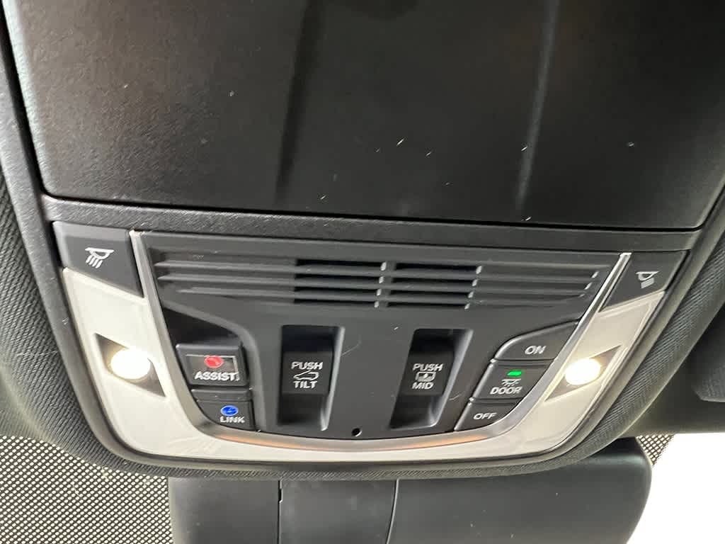 Thumbnail: 2026 Acura RDX - 21