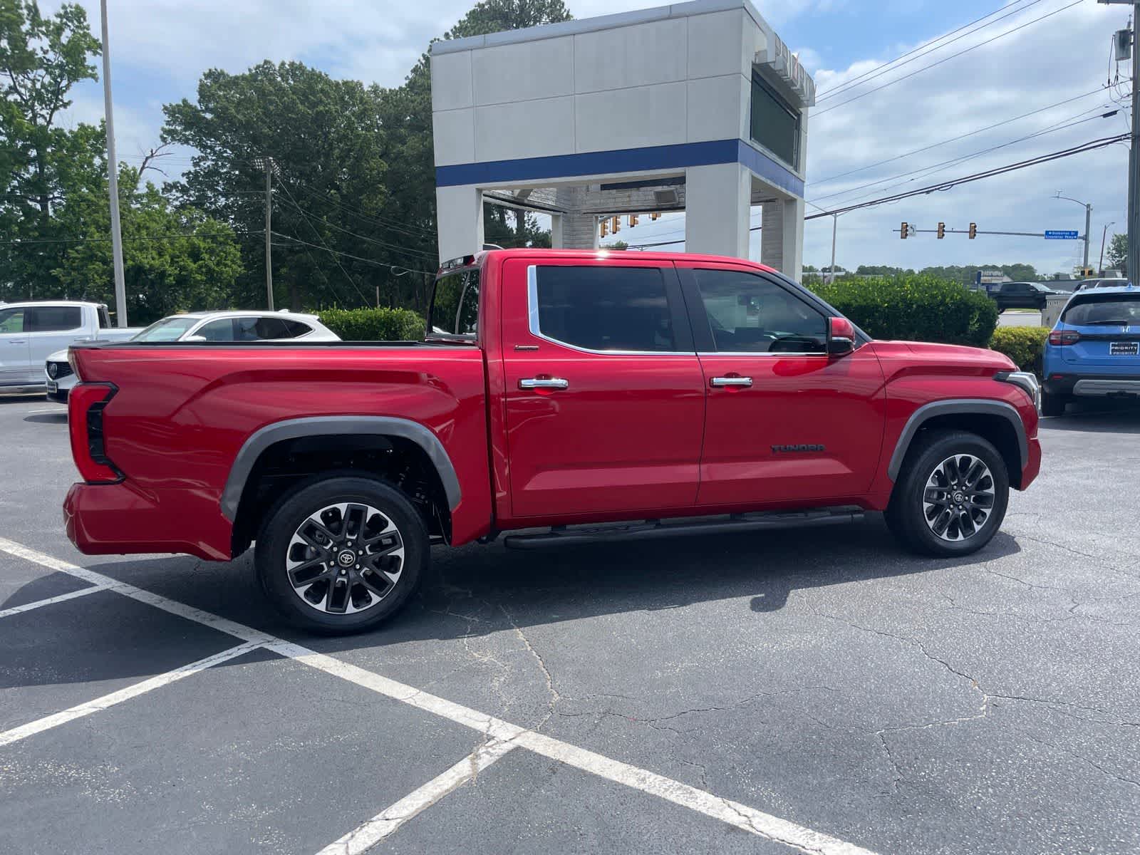 Thumbnail: 2025 Toyota Tundra - 6
