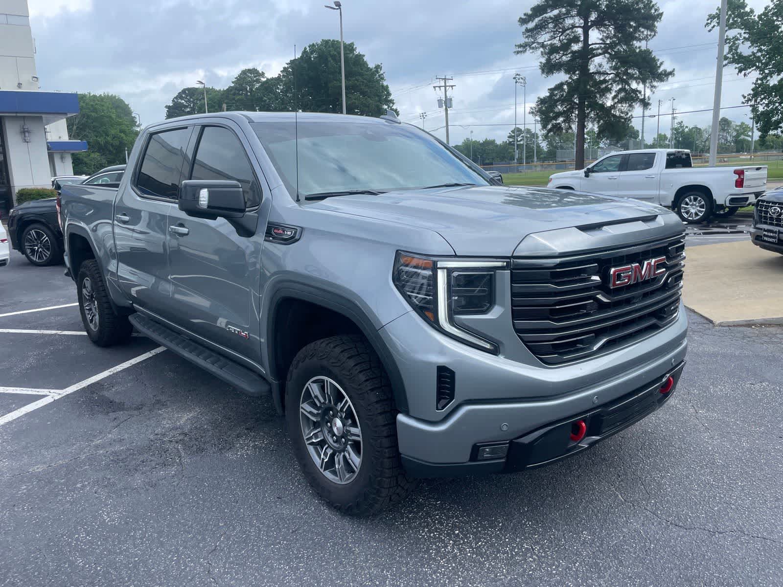 Thumbnail: 2024 GMC Sierra 1500 - 7