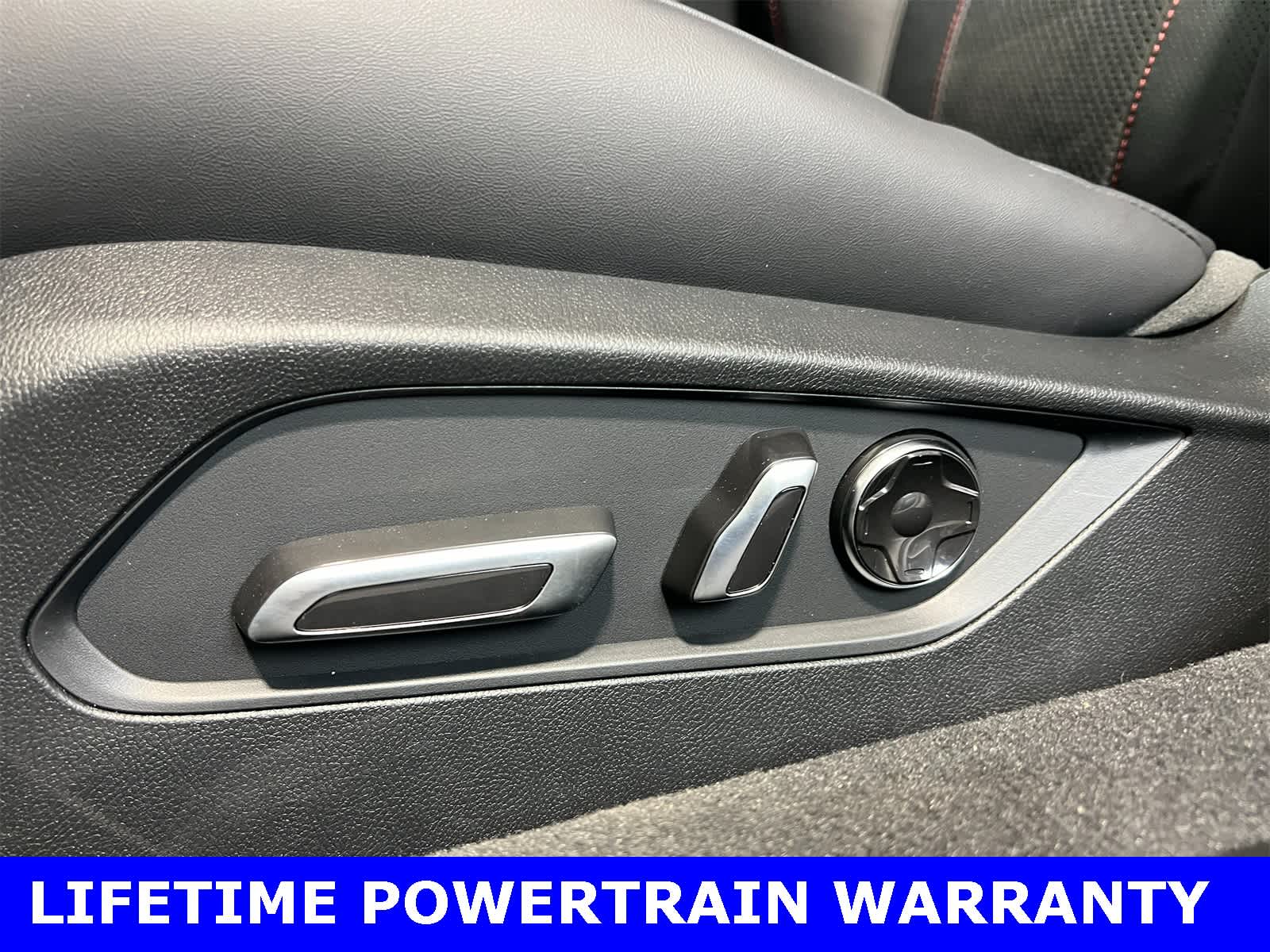 Thumbnail: 2025 Acura TLX - 11