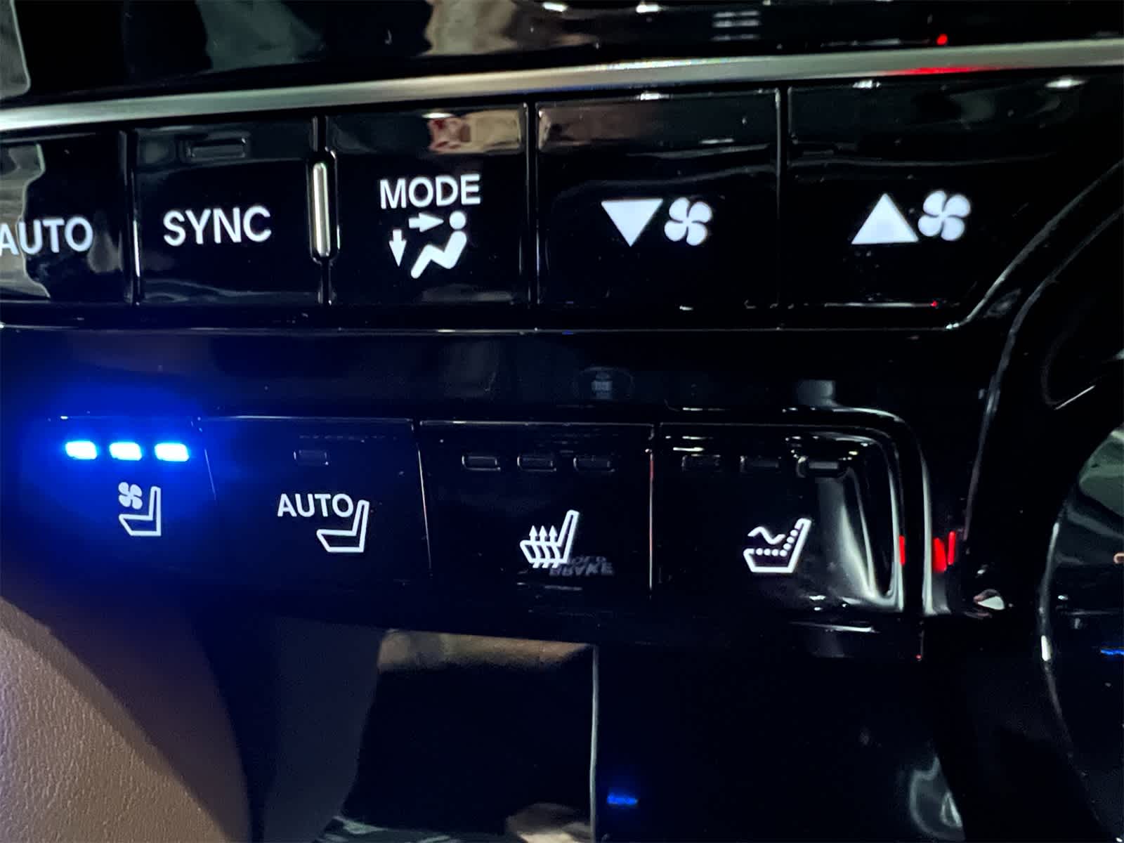 Thumbnail: 2026 Acura MDX - 25