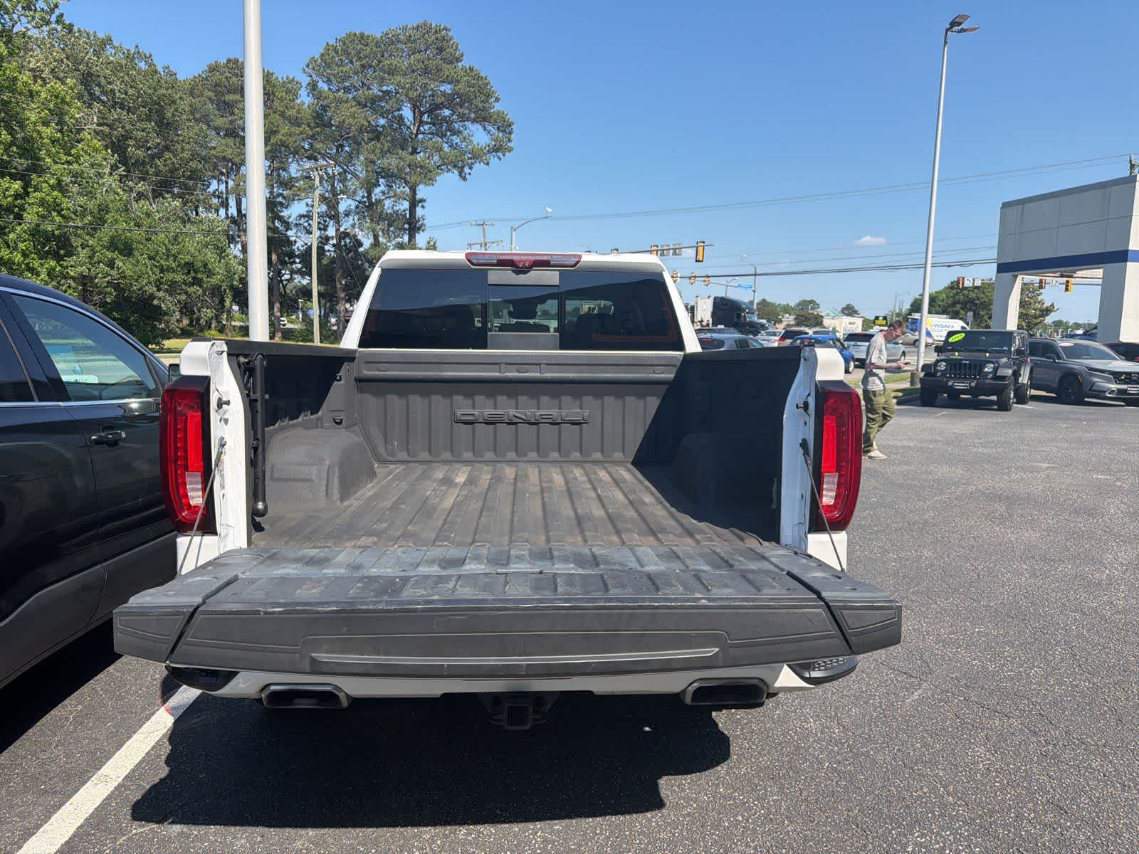 Thumbnail: 2023 GMC Sierra 1500 - 20