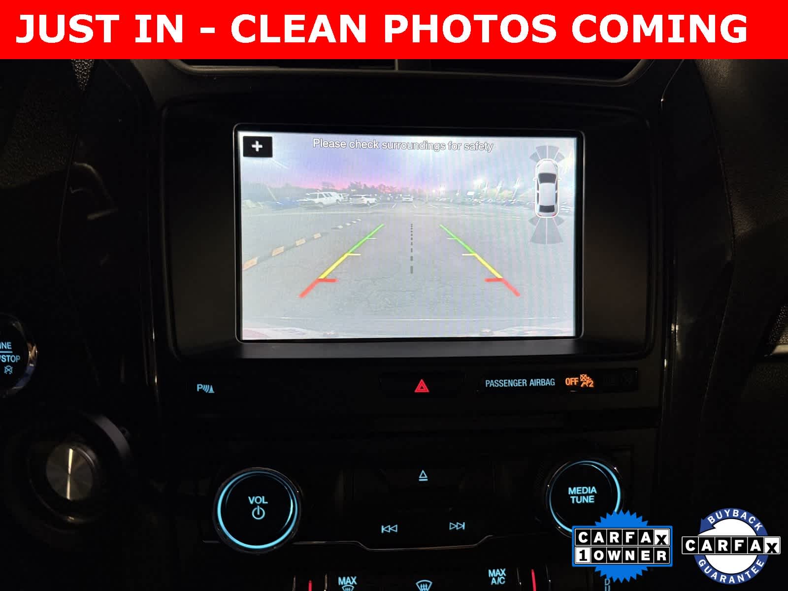 Thumbnail: 2018 Ford Explorer - 9