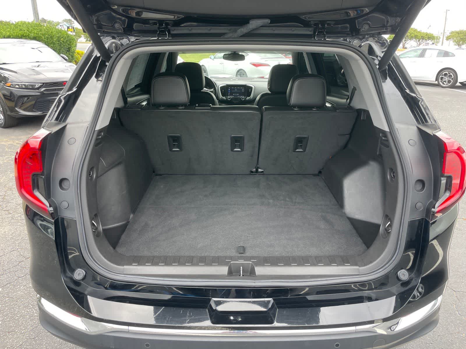 Thumbnail: 2023 GMC Terrain - 22