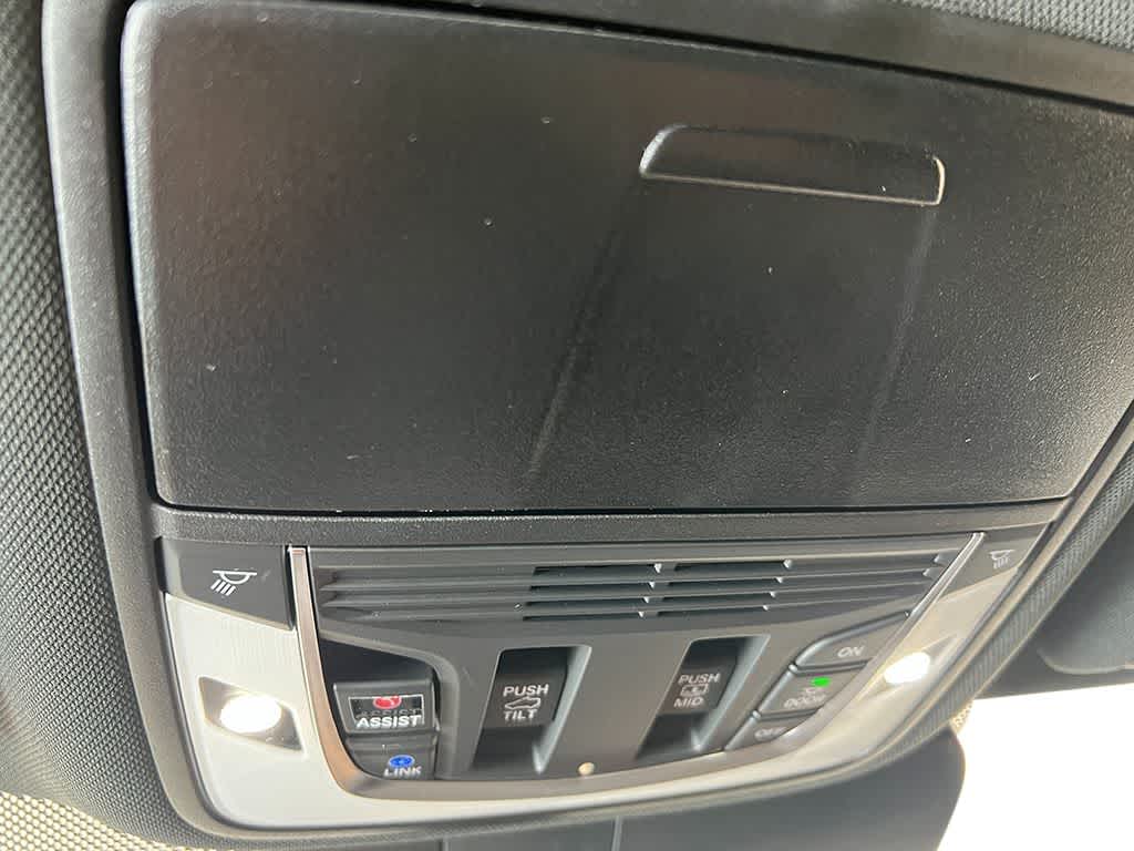 Thumbnail: 2026 Acura RDX - 24